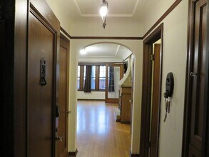 323 16th Ave E in Seattle, WA - Building Photo - Building Photo