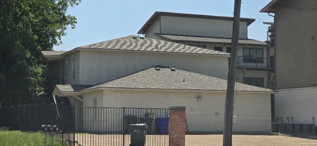 property at 629 S 5th St