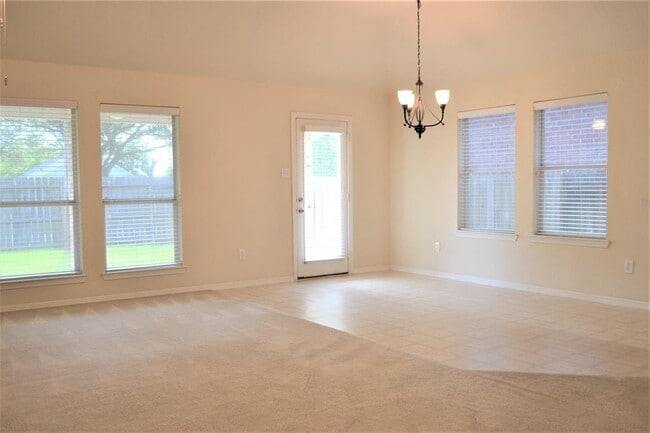 1007 Hamilton St in Alvin, TX - Building Photo - Building Photo