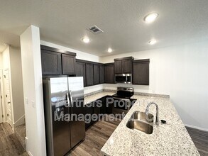 928 S Amarillo Ave in Fayetteville, AR - Building Photo - Building Photo