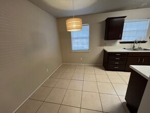 8222 Avenue X in Lubbock, TX - Building Photo - Building Photo