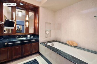 55 Wall St in New York, NY - Building Photo - Building Photo