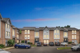 Northbrook Apartments in Philadelphia, PA - Foto de edificio - Building Photo