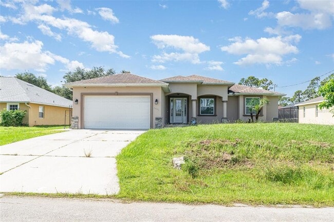 3631 Roderigo Ave in North Port, FL - Foto de edificio - Building Photo