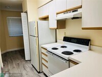 709 NW 92nd Ave photo'