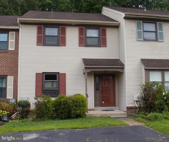 property at 214 Sulky Way