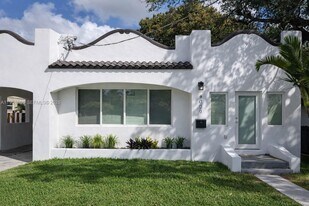 3079 NW Flagler Terrace in Miami, FL - Building Photo