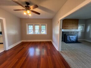 207 Marquette St, Unit 2 in Bay City, MI - Building Photo - Building Photo