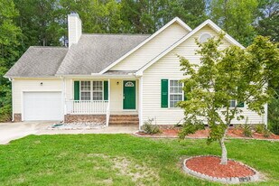305 Wood Green Dr in Wendell, NC - Building Photo