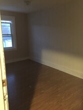 5410 Florence Ave in Philadelphia, PA - Building Photo - Building Photo