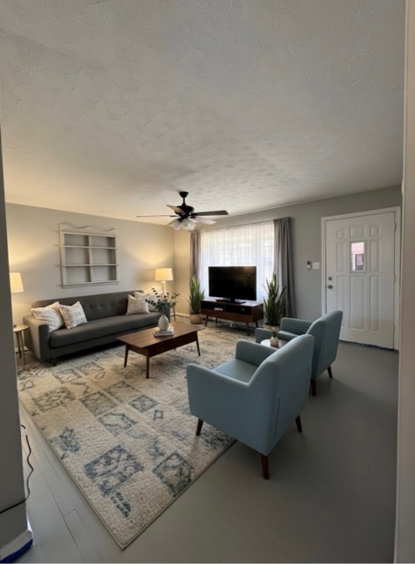 203 Goff Dr in Leitchfield, KY - Foto de edificio - Building Photo