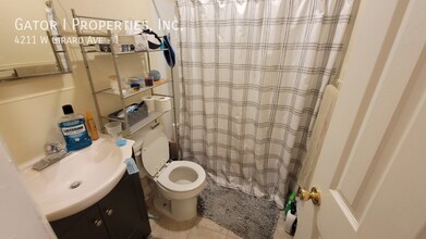 4211 W Girard Ave in Philadelphia, PA - Building Photo - Building Photo