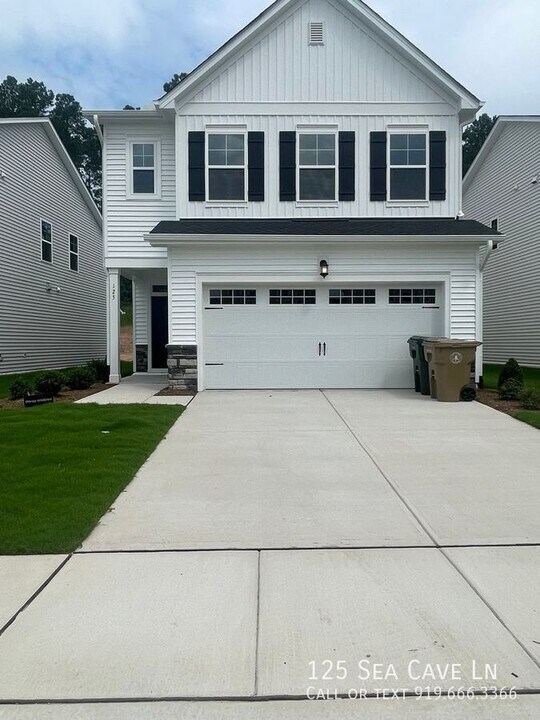 125 Sea Cave Ln in Raleigh, NC - Building Photo