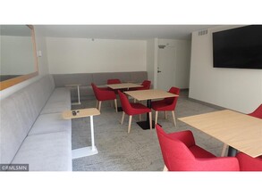 121 Washington Ave S, Unit 518 in Minneapolis, MN - Building Photo - Building Photo