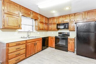 6621 High Lawn Terrace in Watauga, TX - Building Photo - Building Photo