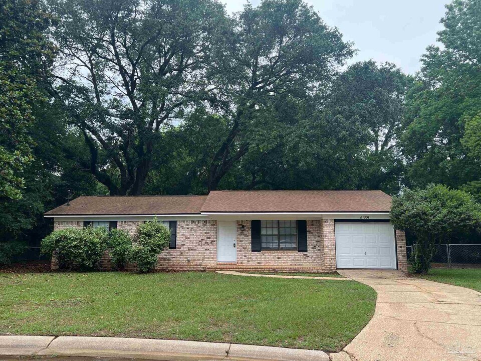 6359 Cotton St in Pensacola, FL - Building Photo