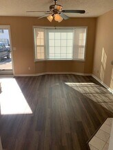 3800 Sterling Pointe Dr in Winterville, NC - Building Photo - Building Photo