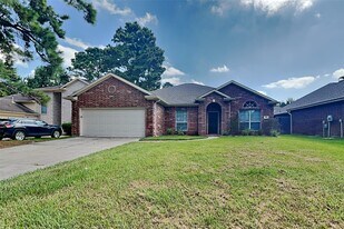 18414 Polo Meadow Dr in Humble, TX - Building Photo