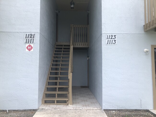 1111 Tree Ridge Ln NE in Palm Bay, FL - Building Photo - Building Photo