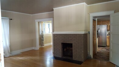 1005 1st St SW in Rochester, MN - Building Photo - Building Photo