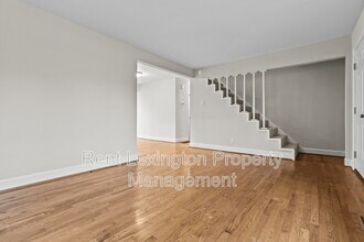 265 Zandale Dr in Lexington, KY - Building Photo - Building Photo