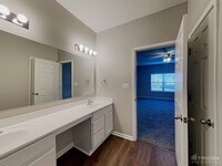 6646 Laurelwood Dr photo'
