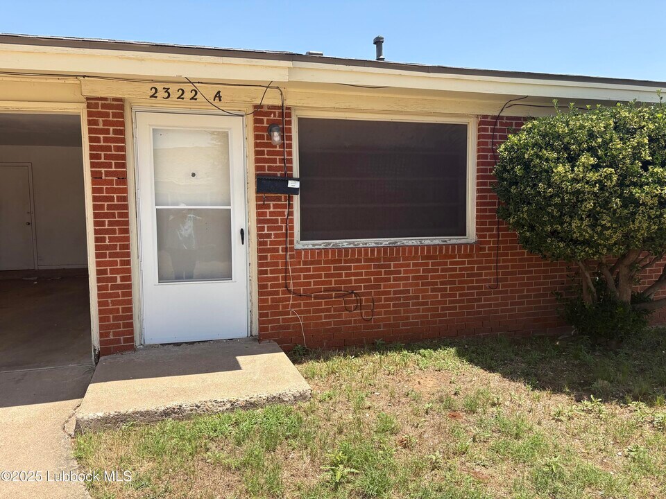 2322 62nd St in Lubbock, TX - Building Photo