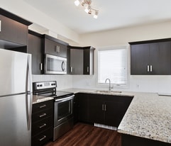 The Treo at Sherwood in Calgary, AB - Building Photo