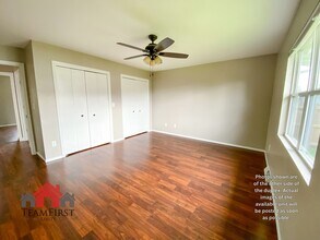 1254 Crown Ct in De Pere, WI - Building Photo - Building Photo