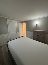 38 Moseley Ave, Unit #1 in Newburyport, MA - Foto de edificio - Building Photo