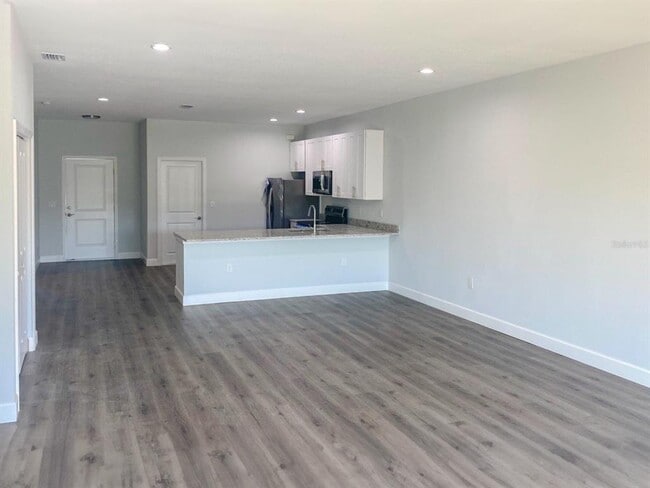 13259 Blytheville Ave in Port Charlotte, FL - Building Photo - Building Photo
