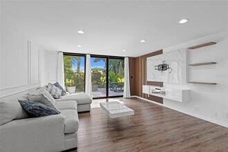 4469 Luxemburg Ct in Greenacres, FL - Building Photo - Building Photo