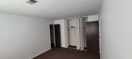 4061 Charleston Rd in Matteson, IL - Building Photo - Building Photo