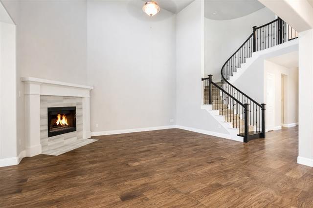 4529 Tall Knight Ln in Carrollton, TX - Foto de edificio - Building Photo