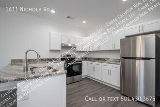 1611 Nichols Rd in Little Rock, AR - Building Photo - Building Photo