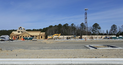 Eagle Harbor West Luxury Apartments Old name in Carrollton, VA - Building Photo - Building Photo