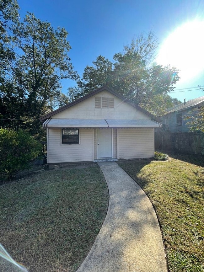 341 Central Ave in Oxford, AL - Building Photo - Building Photo