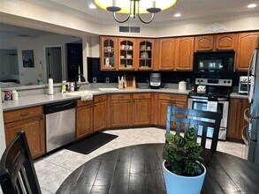 3031 Pine Forest Dr in Palm Harbor, FL - Building Photo - Building Photo