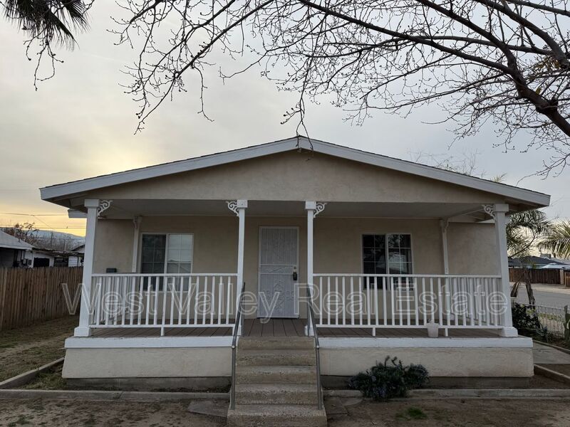 419 Fillmore St in Taft, CA - Building Photo