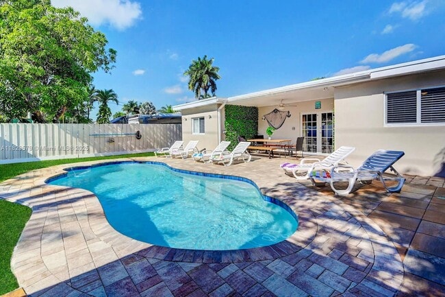 property at 1228 Johnson St