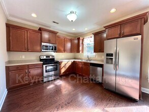 326 Dee Ln in Hixson, TN - Building Photo - Building Photo