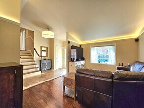 11930 Cotton Mill Dr in Woodbridge, VA - Building Photo - Building Photo