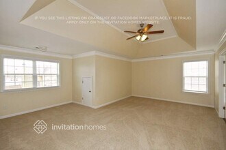 1712 Sahale Falls Dr in Braselton, GA - Foto de edificio - Building Photo