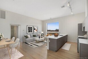 2 Second St in Rye, NY - Building Photo