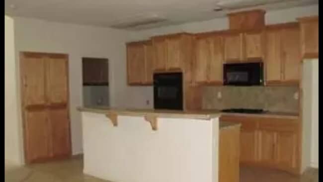 911 Larch Dr in Williams, CA - Building Photo - Building Photo