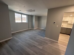 140 S Easton Rd in Glenside, PA - Building Photo - Building Photo