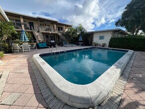 311 Inlet Way in West Palm Beach, FL - Building Photo - Building Photo