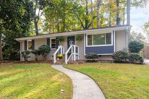 3304 Glenridge Dr in Raleigh, NC - Building Photo