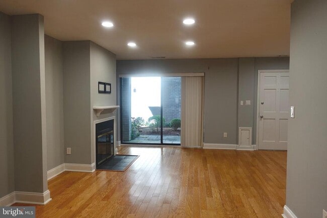 property at 1325 13th St NW