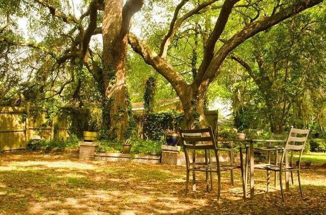 5087 Pittman St in North Charleston, SC - Foto de edificio - Building Photo